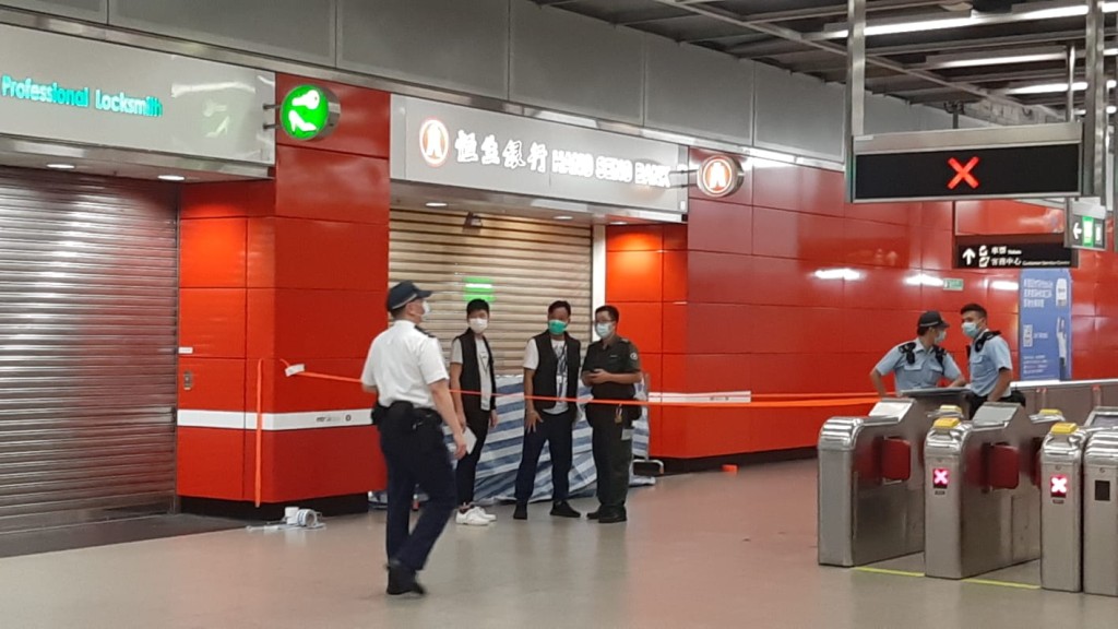 警方封鎖現場調查。