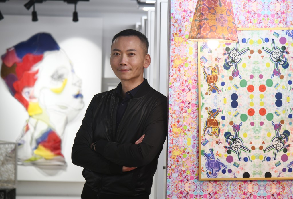 資深傳媒人麥盛勳，去年離開工作了22年的傳媒，轉投教育界，擔任香港知專設計學院的時裝及形象設計學系系主任。