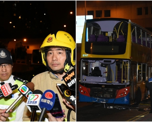 事发后3个多小时，巴士由吊臂车扶正。图左为警方及消防交代情况。
