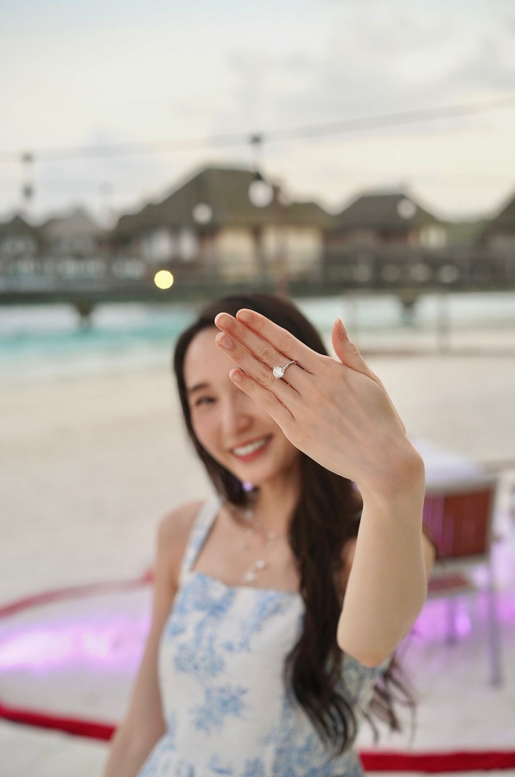 陸浩明指明年會完成婚禮。 陸浩明指明年會完成婚禮。