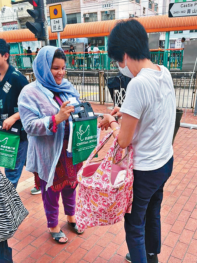 近兩年，Uzma加入基督教勵行會工作，冀望以行動回饋機構和社會。