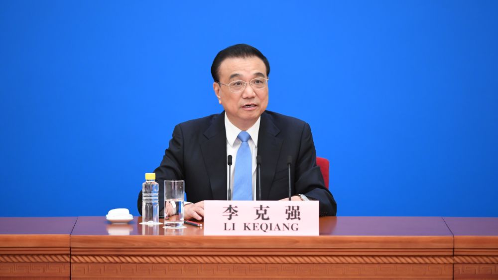 李克強對侵害婦女權益事件感到氣憤。新華社圖片