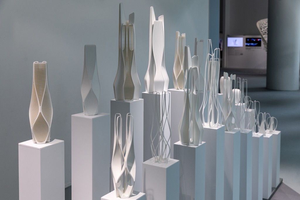 是次展覽結集了ZHA過去十五年的精采佳作。