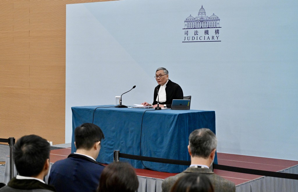 他坦言地缘政治为招聘海外非常任法官带来挑战。