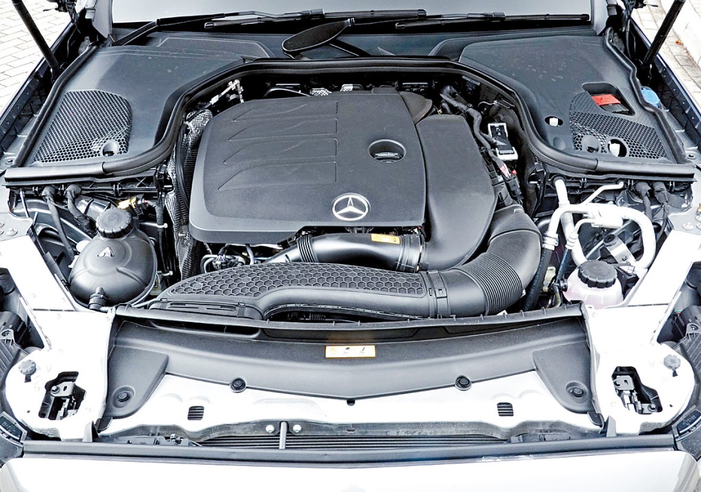 2.0公升Turbo引擎加有48V EQ Boost輔助，輸出平均有力兼具慳油特色。