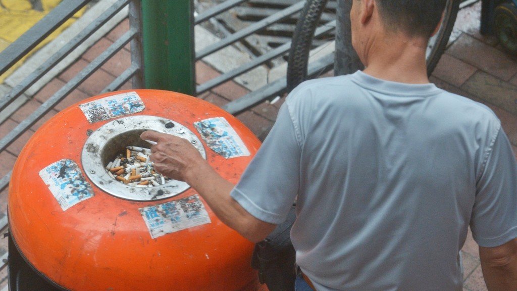 本港去年的吸煙率為9.5%，男性及女性每日吸煙率分別下降至16.7%及3%。資料圖片