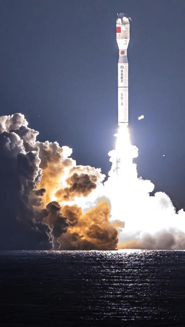 捷龙三号运载火箭，成功将卫星互联网技术试验卫星发射升空。 新华社
