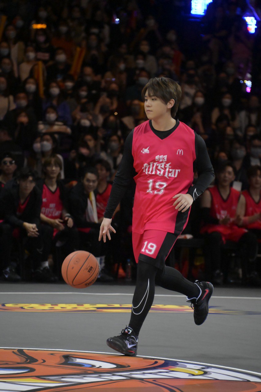 姜濤上周五（11日）參加《903AliStar籃球賽》。