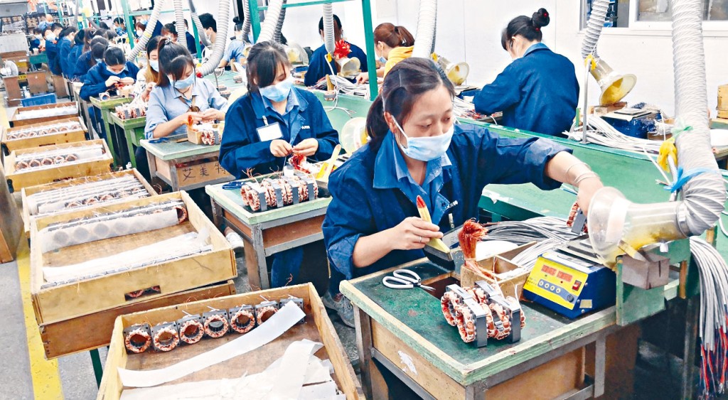 廣東的勞動人口比例全國最高。