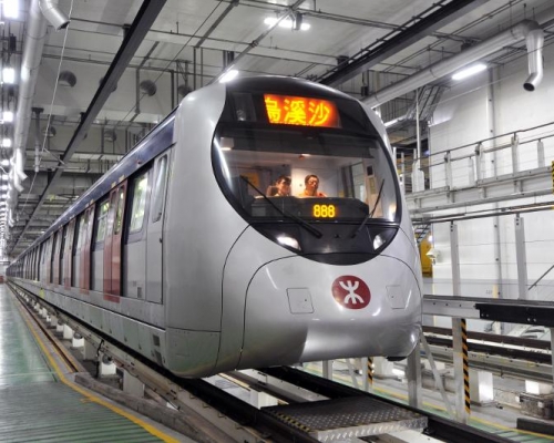 馬鞍山線首兩架八卡列車明起投入服務。 港鐵圖片