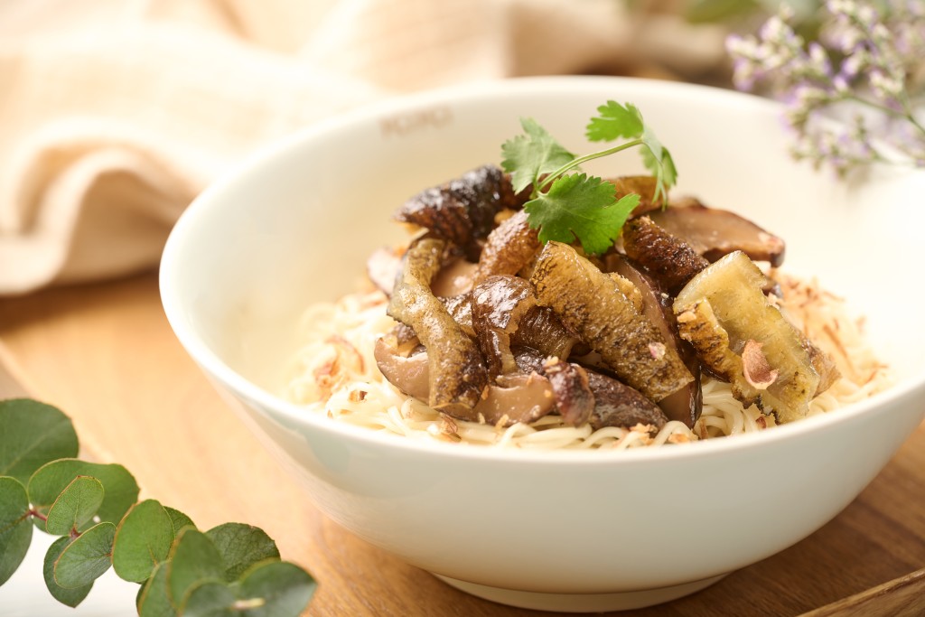 鲍汁海参拌面 鲍汁海参拌面