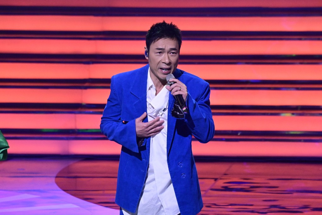 许志安今晚（16日）为TVB慈善节目《欢乐满东华2023》担任表演嘉宾。