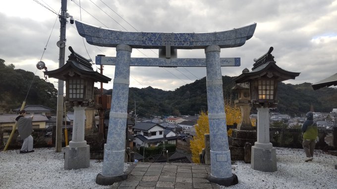 陶山神社。 X@YqAcBBmEQzFwLYw