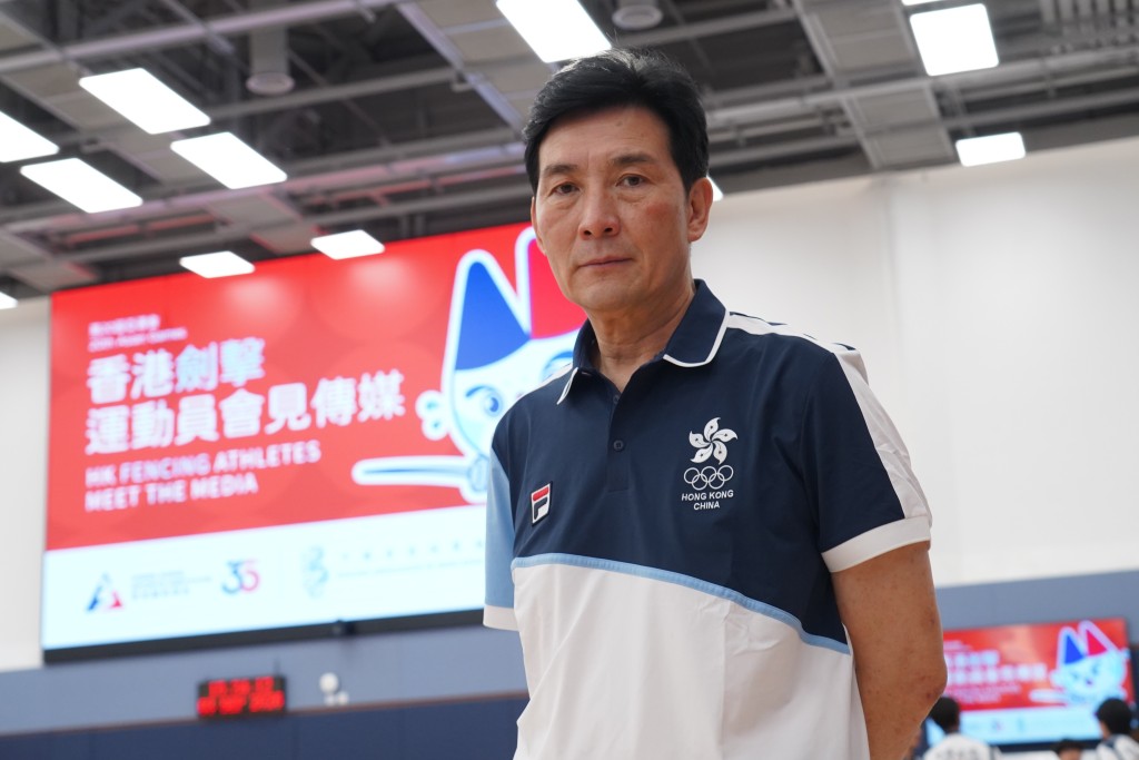 港隊總教練鄭兆康期望獎牌數目更超越上屆成績。葉偉豪攝