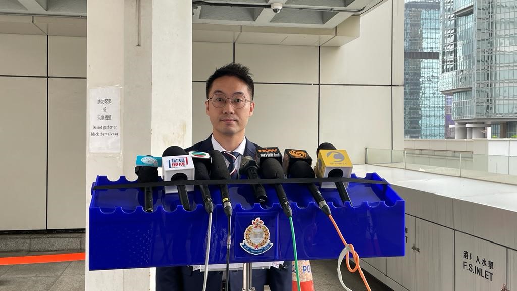 毒品調查科行動組高級督察曾憲釗指暑假將至，呼籲年青人勿為賺快錢，墮入販毒集團陷阱。