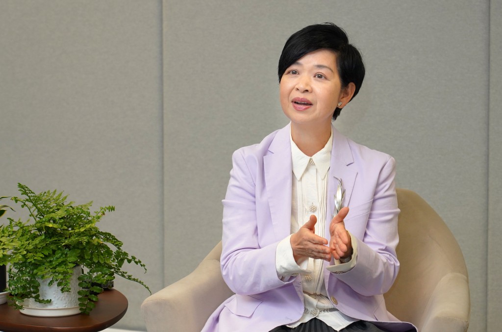 何永賢指保守估計4年後將有約8萬個合規格的簡樸房。資料圖片