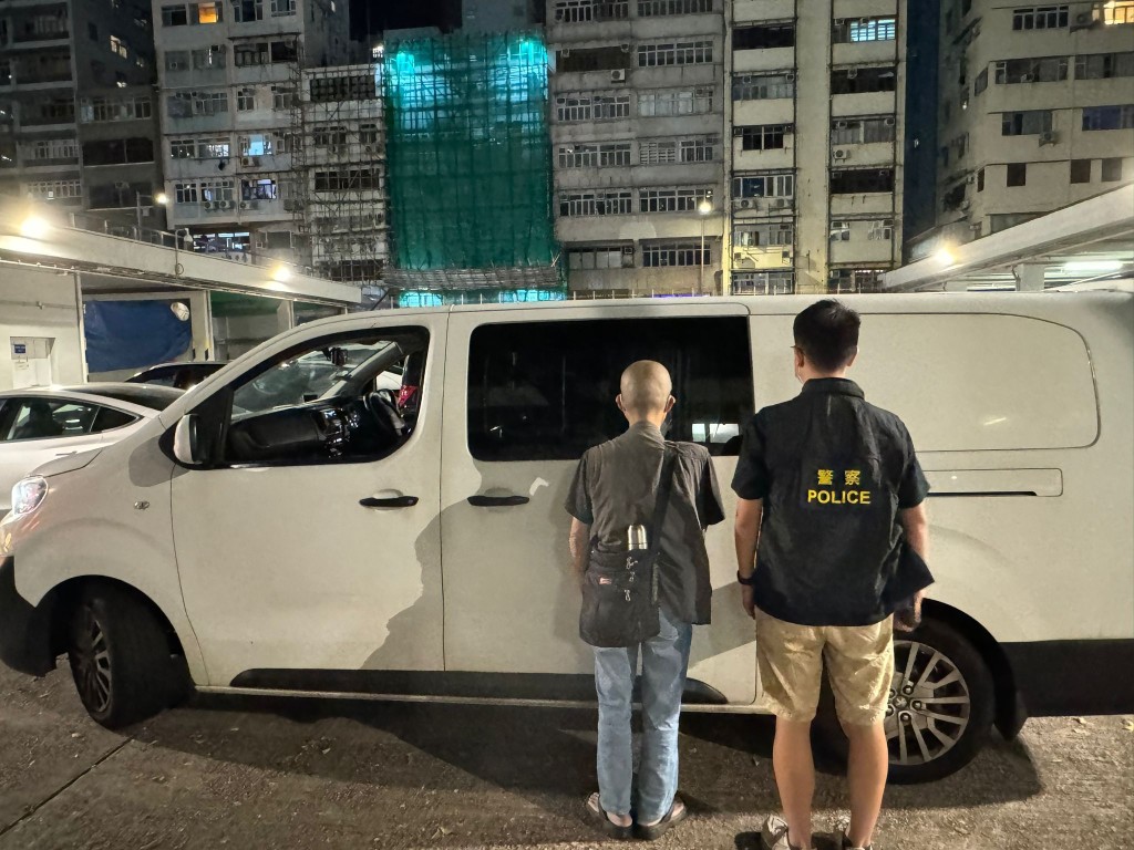一名65歲本地男子被捕。警方提供