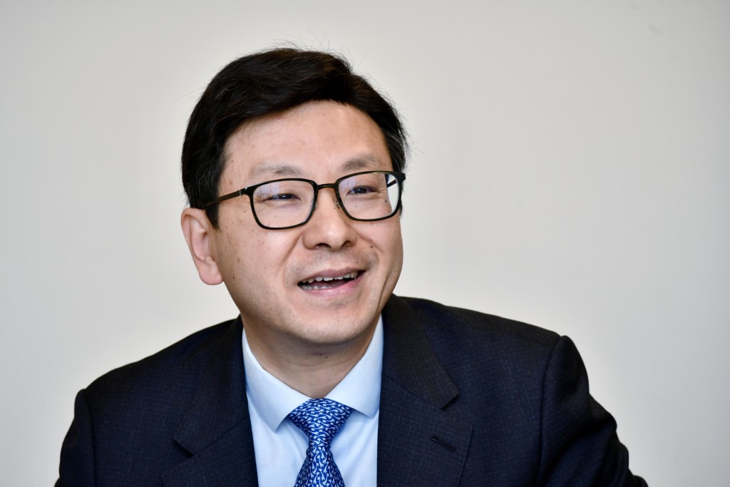 勞福局局長孫玉菡認為應維持本地工人工資中位數，作聘請外勞的工資。資料圖片