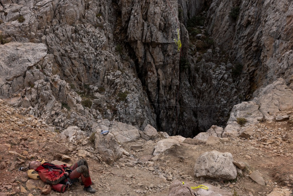 莫尔卡洞穴深达1276米，是土耳其第3深的洞穴。路透社