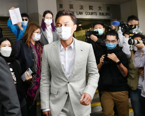 楊明承認不小心駕駛。