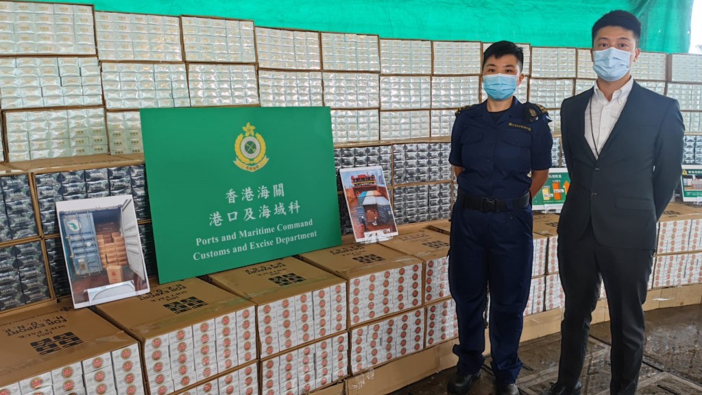 海關檢獲4200萬支未完稅香煙。