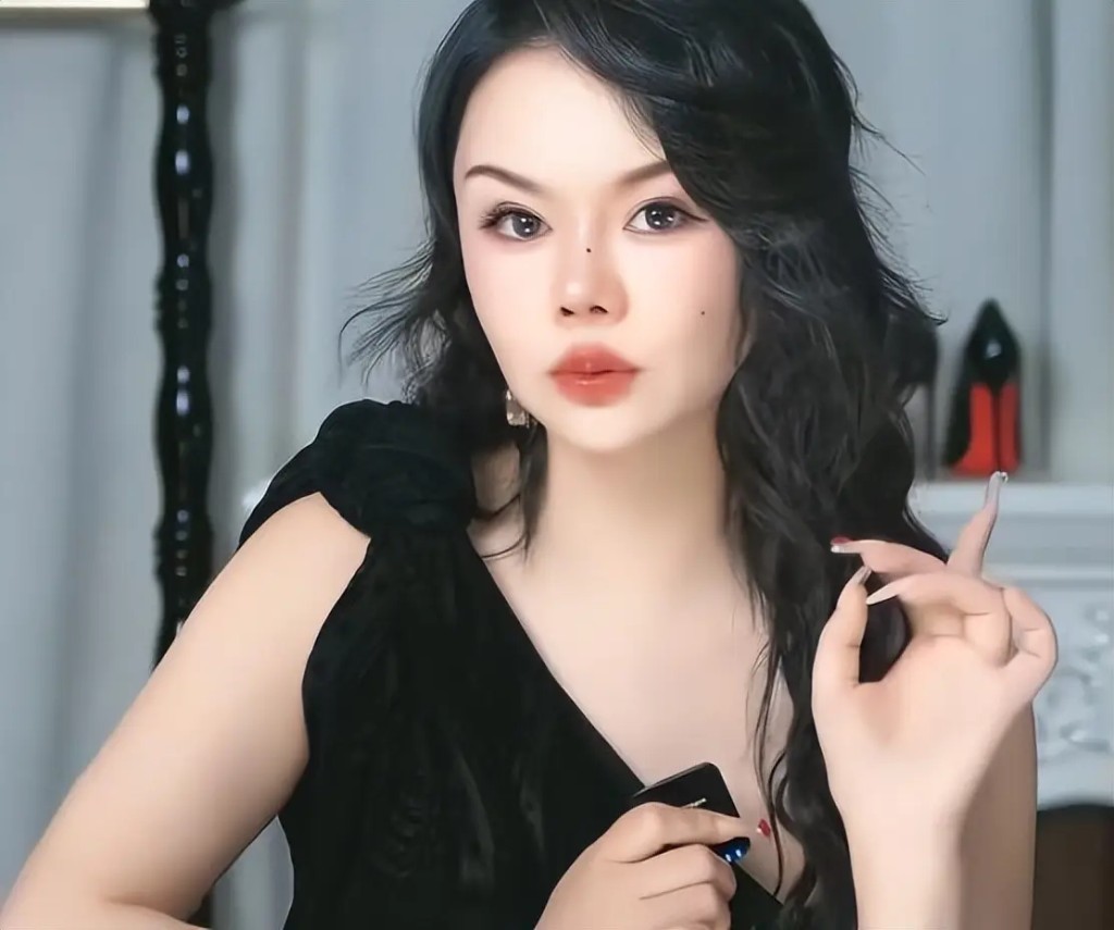 周媛被立案调查。