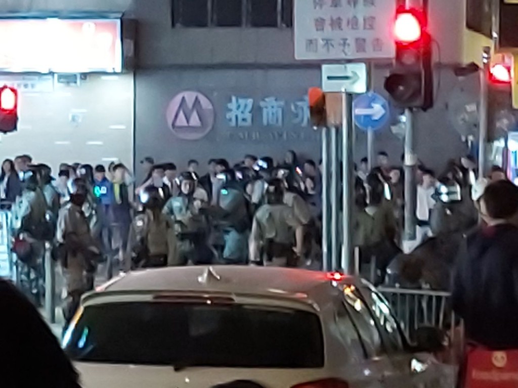 旺角有人群聚集。網上圖片
