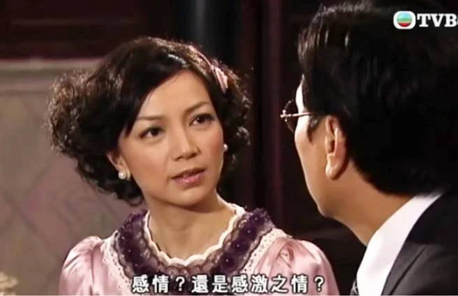 楊婉儀選美入行後便加入TVB，參演不少經典劇集。