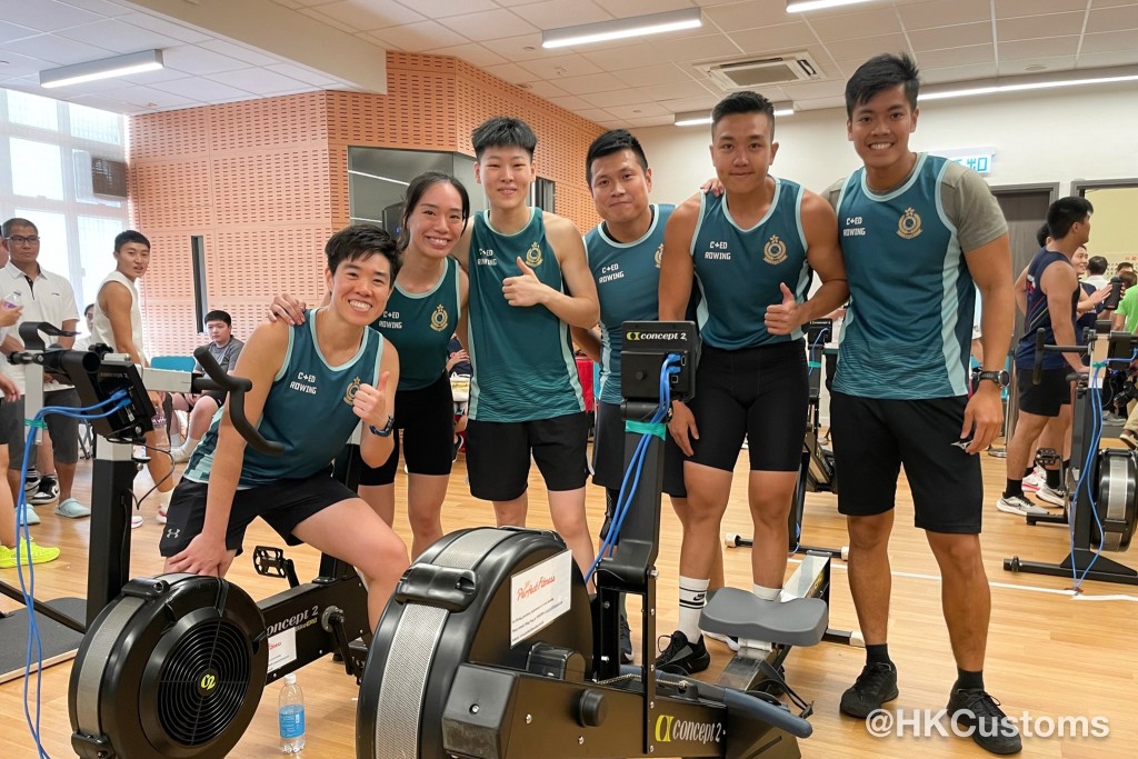 当中女子队和男子队在纪律部队组别分别勇夺接力赛冠军及季军。香港海关