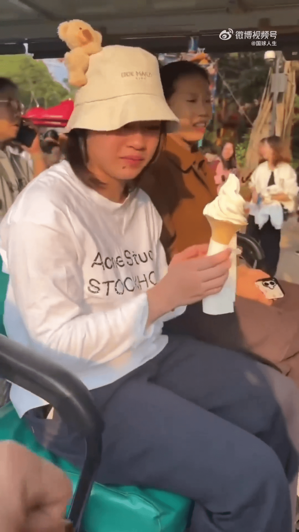 全紅嬋現身長隆。微博@國球人生 全紅嬋現身長隆。微博@國球人生