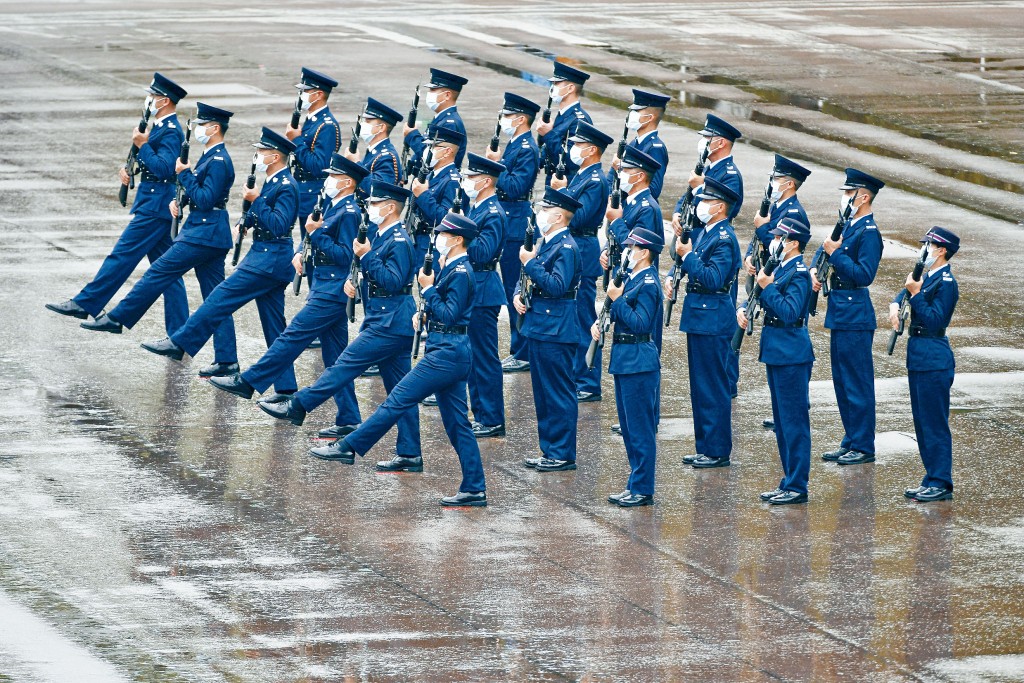 警察學院開放日,首次演示中式步操。
