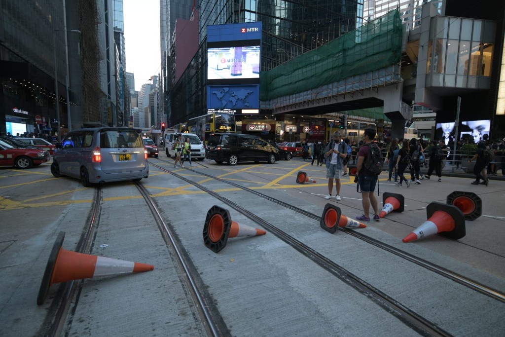 示威者堵路