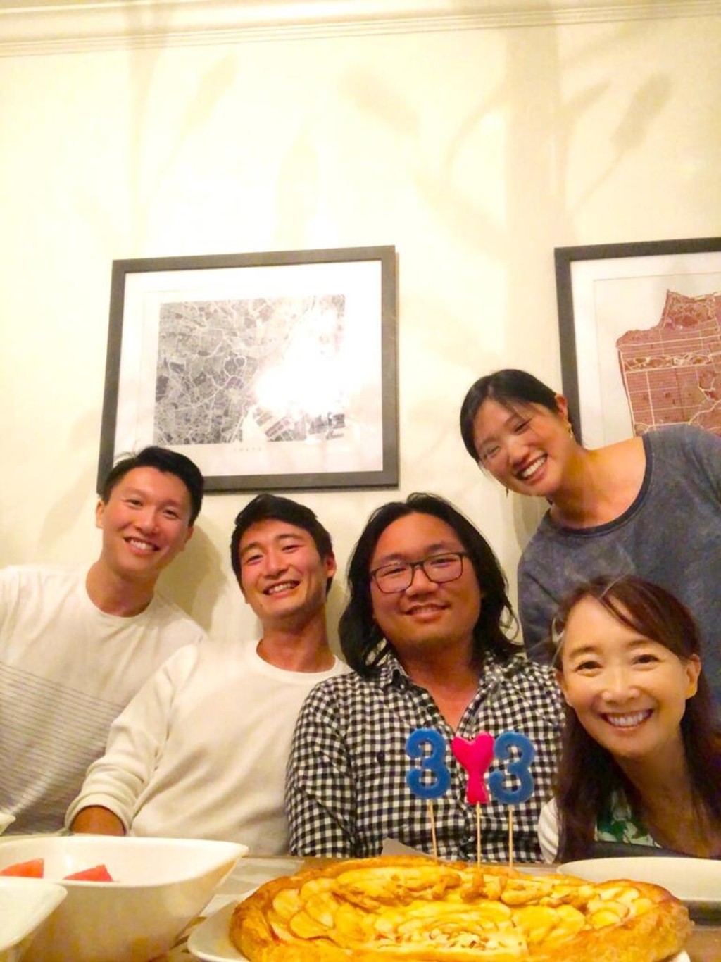 陳美齡一家人感情很好。 陳美齡一家人感情很好。