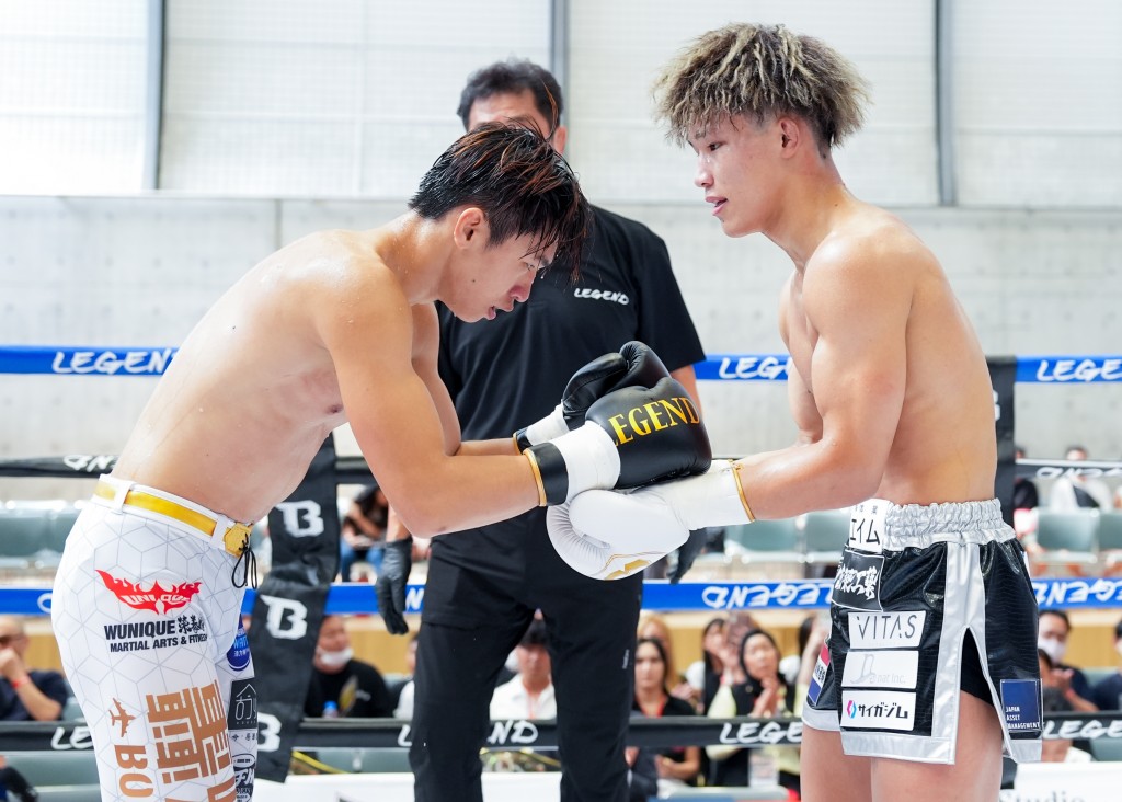 向籽羲生涯戰績改寫為15戰11勝4負4KO。 向籽羲生涯戰績改寫為15戰11勝4負4KO。