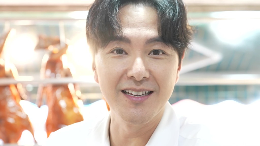  蕭正楠感動表示人生第一次斬燒鵝