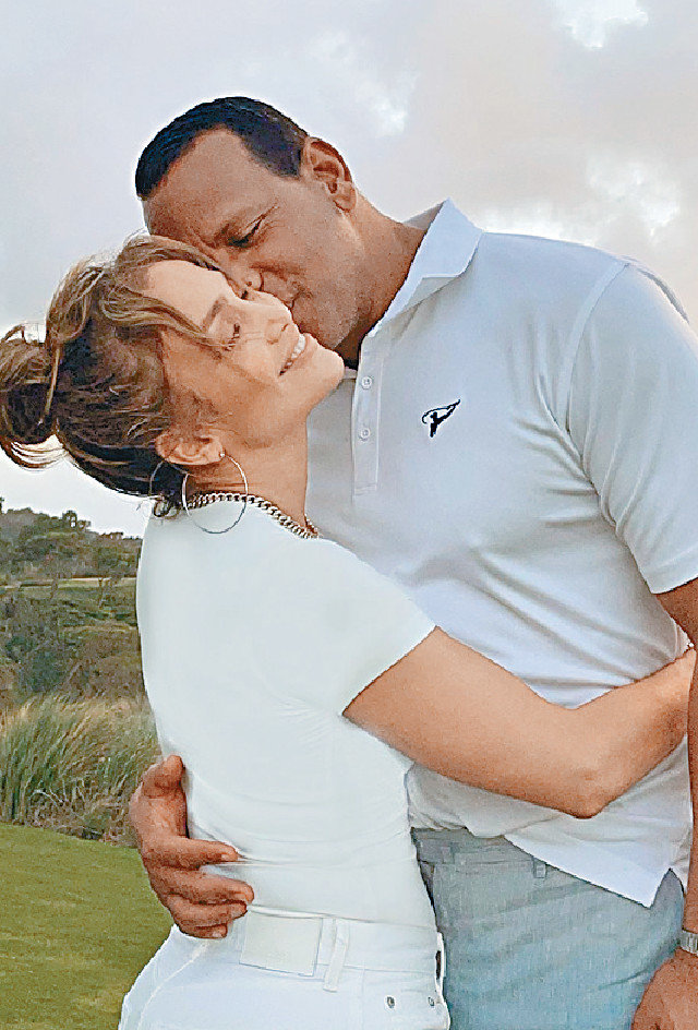 ■籮霸與A-Rod終告分手。