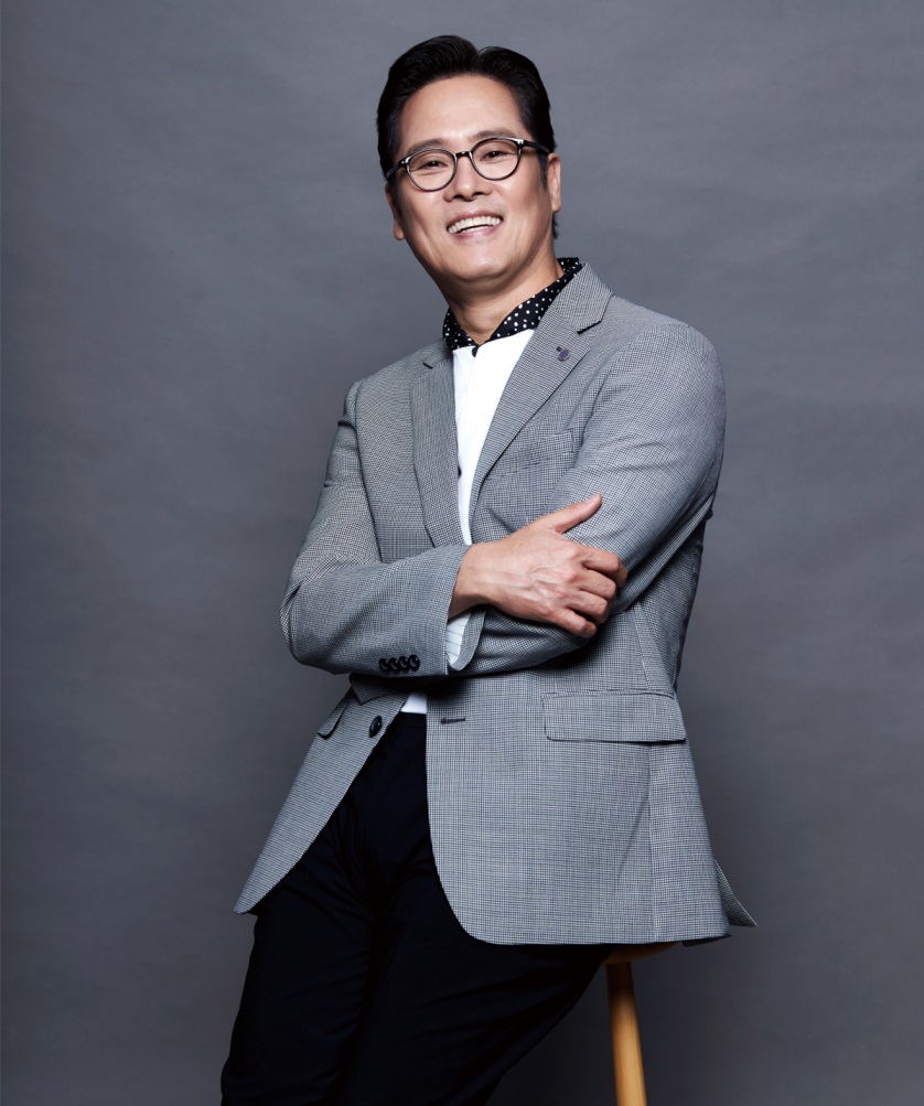 「韓國音樂劇教父」南慶周昨日驚爆性侵醜聞。