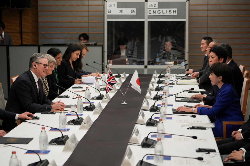 施紀賢稱雙方一致認為須以「力量與清晰立場」回應全球不穩定因素。路透社