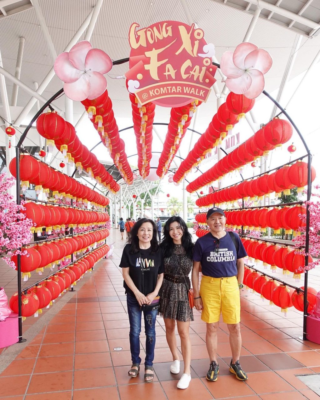 陳思圻與家人一起同遊馬來西亞。