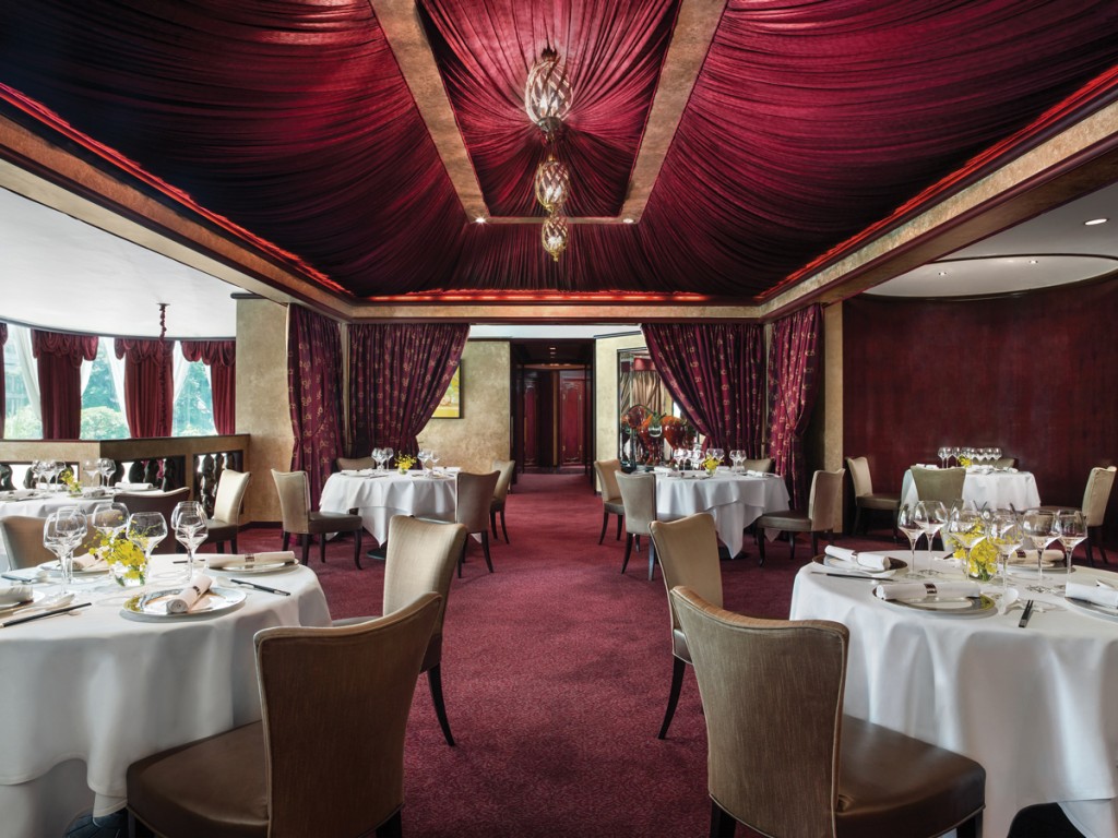 唐閣是酒店的米芝蓮三星中菜食府。
