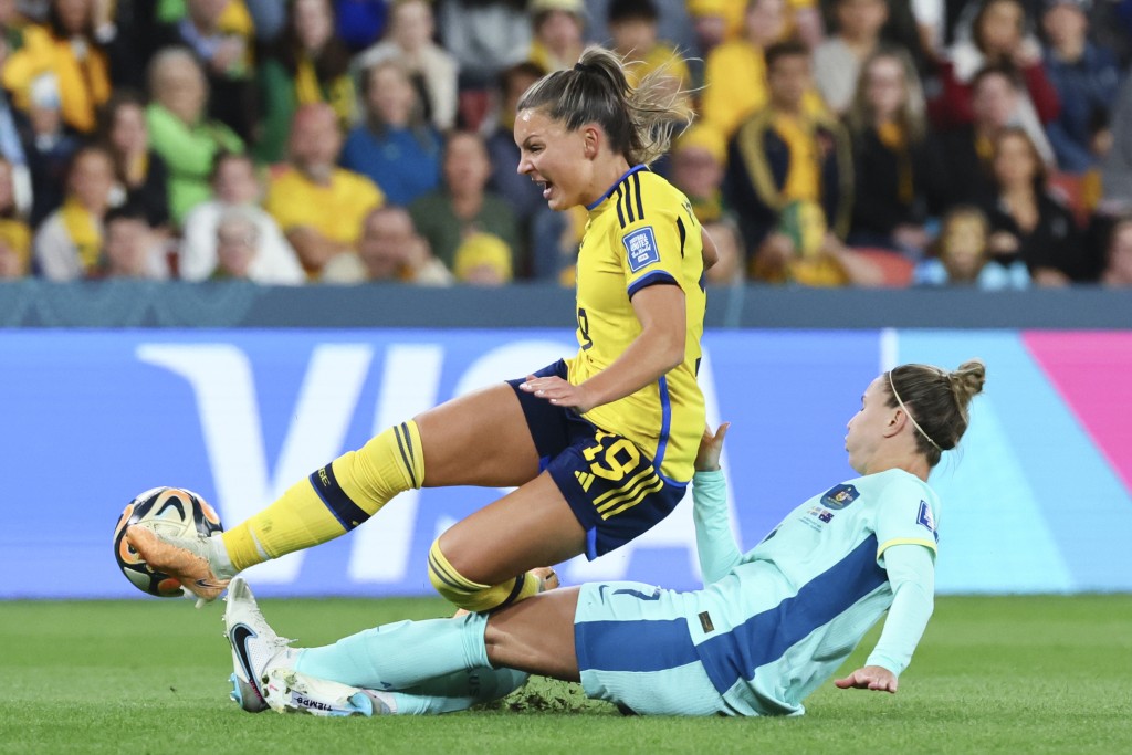 瑞典女足在今场季军战是表现较佳的一队，入球的威胁和质素都较佳。美联社