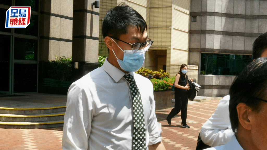 29歲被告陳梓文涉先後3次在酒店內偷拍當時女友私密片段，被控3項窺淫、刑事恐嚇及未經同意下發布私密影像共5罪。盧江球攝