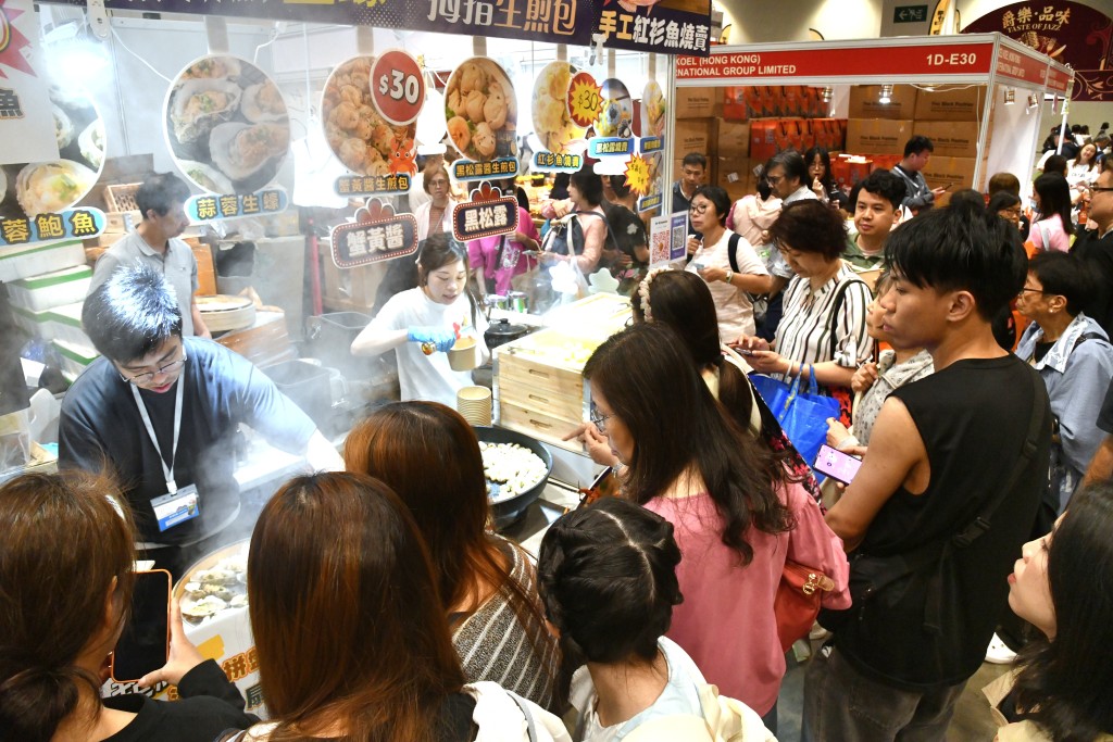 「香港國際試食節暨優質食品博覽2026」今日（3日）於香港會議展覽中心開幕。