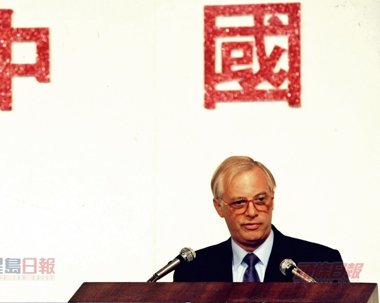 彭定康曾因政改方案備受中方批評。資料圖片