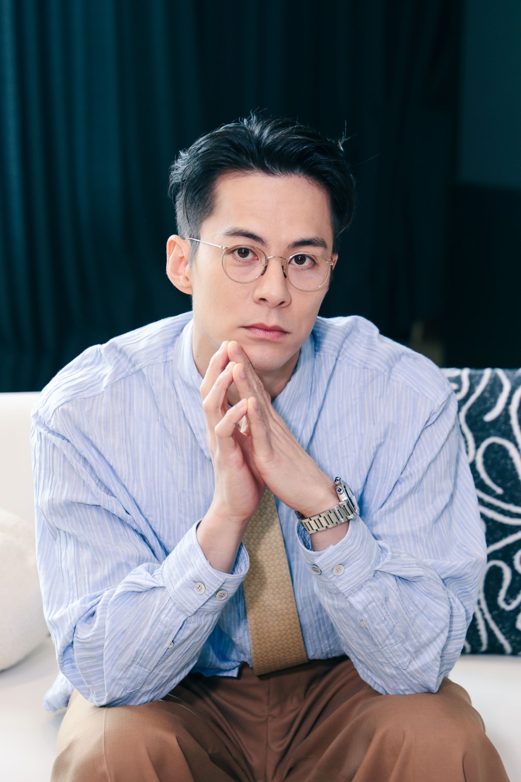 朱鑑然看過《正義迥廊》、《毒舌大狀》等電影，觀察行家的演繹方式。