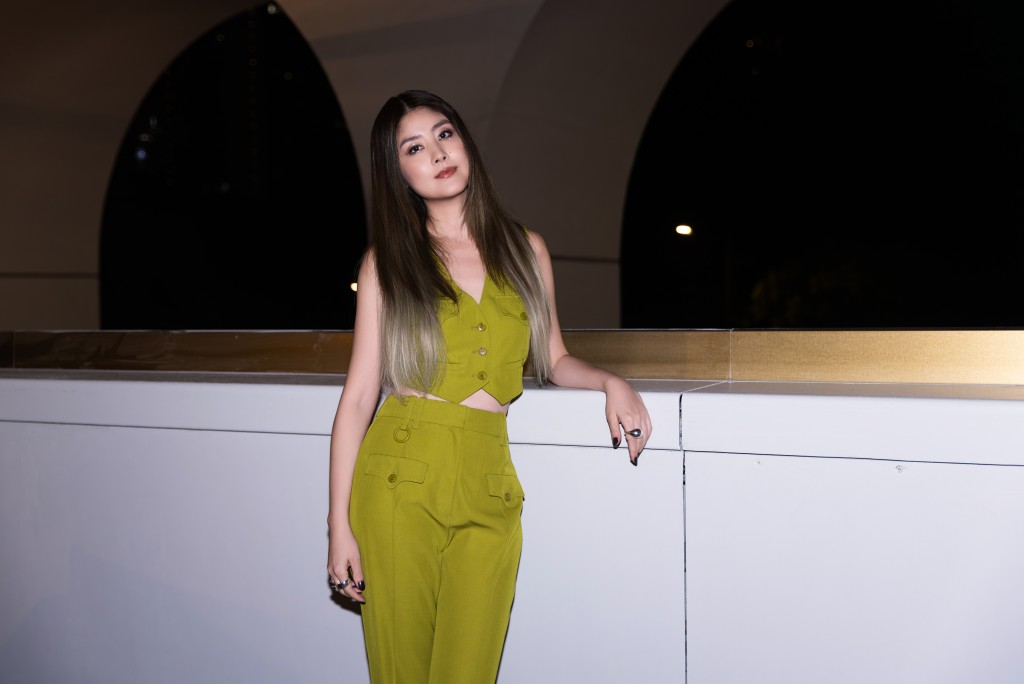 Kelly舉辦Cantopop Party，為樂迷帶來一場震撼的音樂派對。