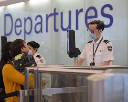 至少5名確診麻疹病人在機場或航空公司工作。