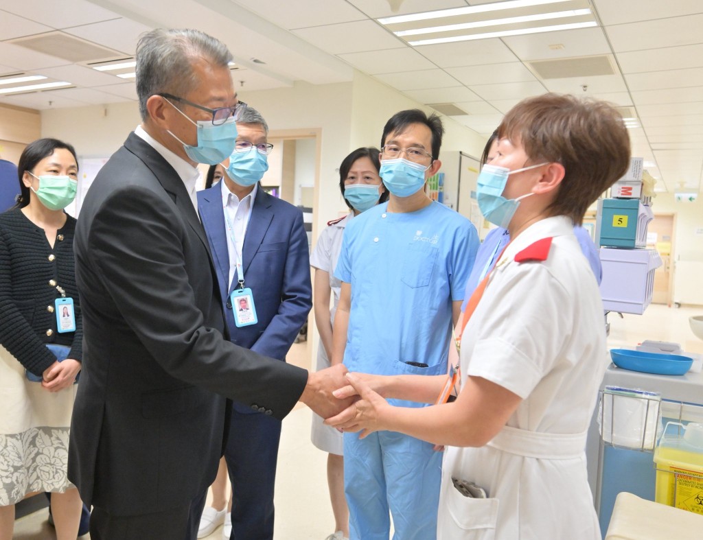 陳茂波感謝醫護團隊對傷者在身體和心理方面的悉心照料。陳茂波FB圖片