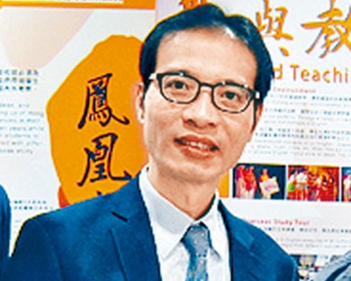 總校長吳育智指,三月進行首輪招生,收到近四千份入學申請。