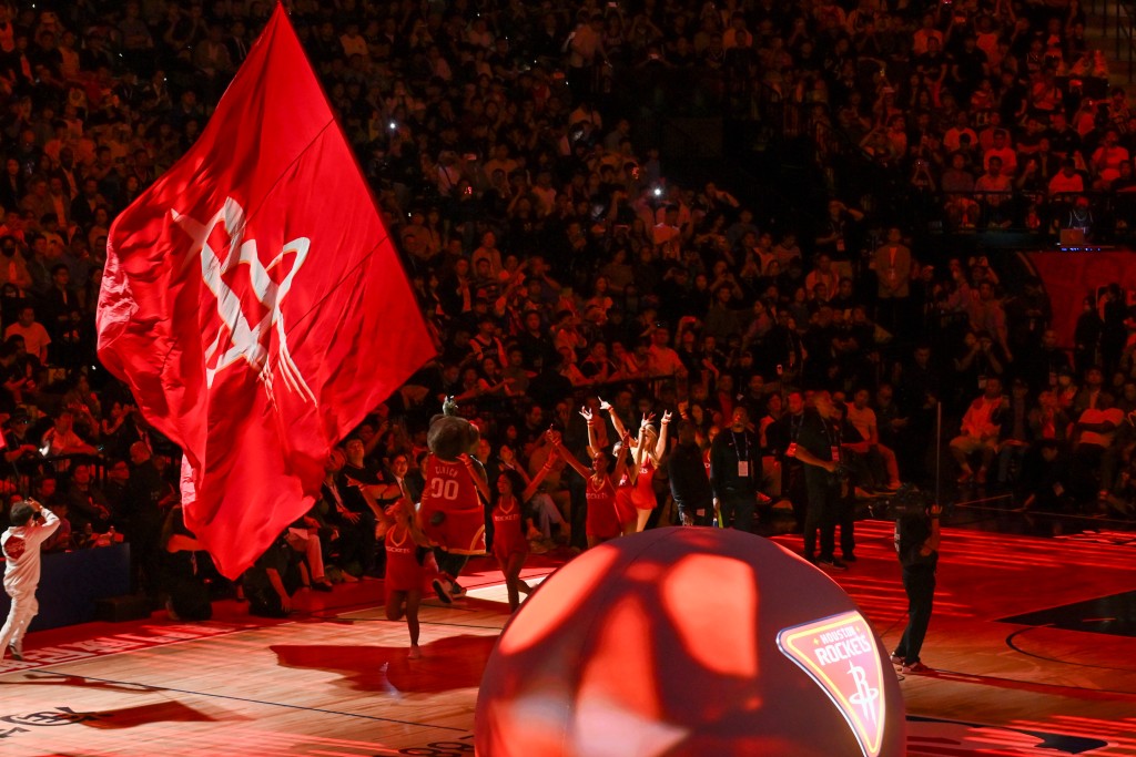 NBA中國賽火箭vs獨行俠G1。魏國謙攝